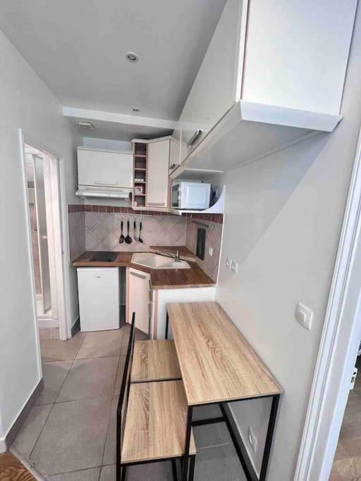 Super Appartement T2 Proche De Tour Eiffel Paris Eksteriør billede
