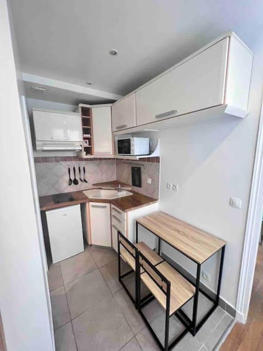 Super Appartement T2 Proche De Tour Eiffel Paris Eksteriør billede