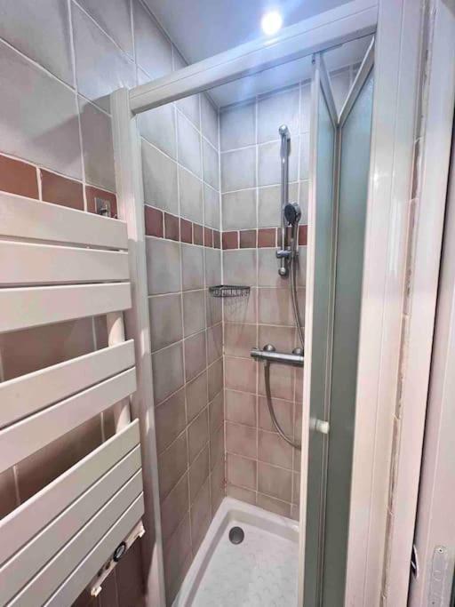 Super Appartement T2 Proche De Tour Eiffel Paris Eksteriør billede